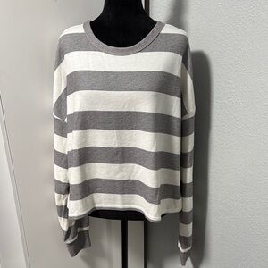 Elegant Striped Crew Neck Sweater